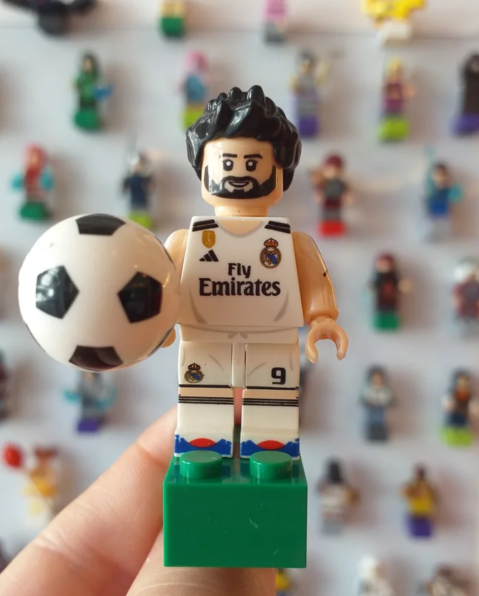 Benzema-Real-Madrid.webp