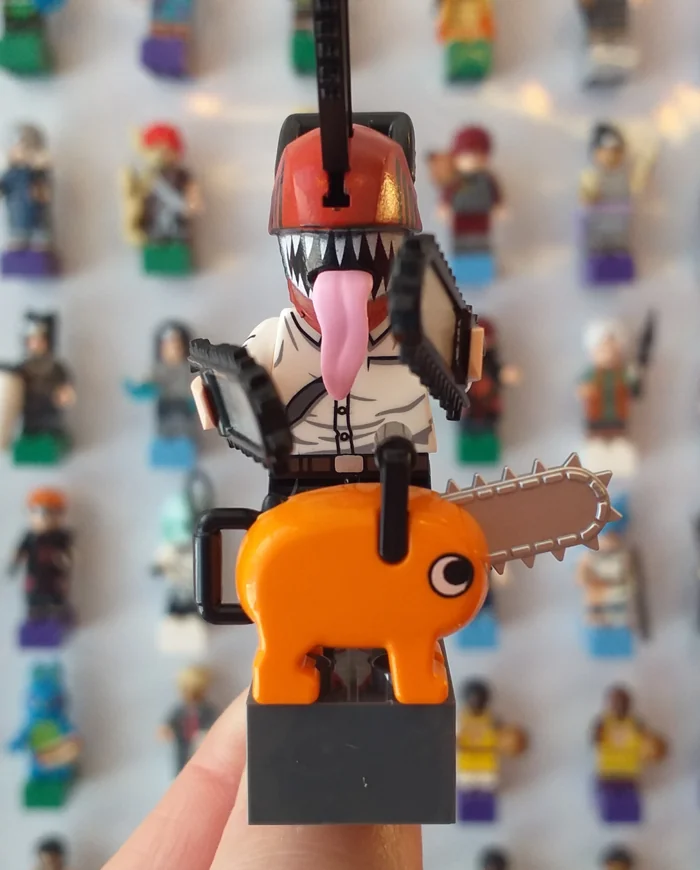 Chainsaw-Direito.webp