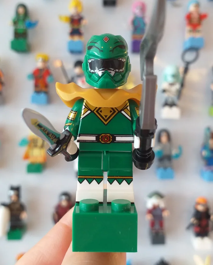 Power-Ranger-Green.webp