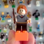 Íman Ron Weasley (Harry Potter e a Pedra Filosofal - Uniforme Hogwarts)