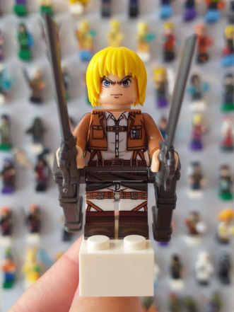 Íman Armin Arlert (Attack On Titan)