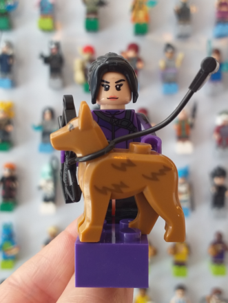 Íman Kate Bishop e Lucky (Marvel)