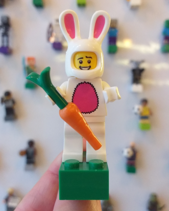 Íman Bunny Suit Guy