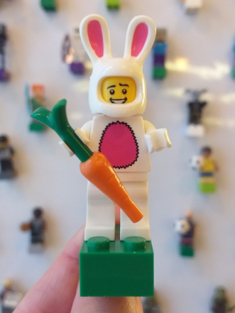 Íman Bunny Suit Guy