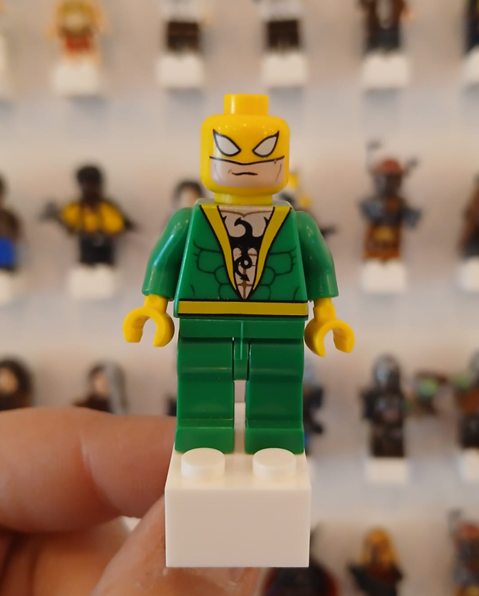 Iron Fist Magnet - Costume (Marvel)